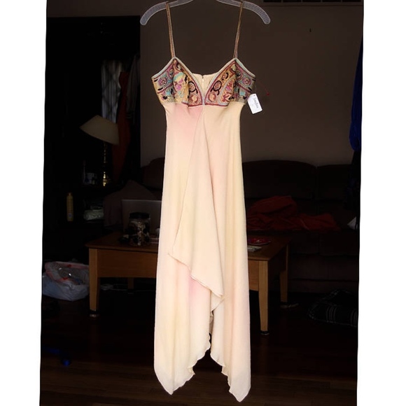Nicole Miller Dresses & Skirts - Nicole Miller Vintage 100% Silk Dress NWT Sz 6